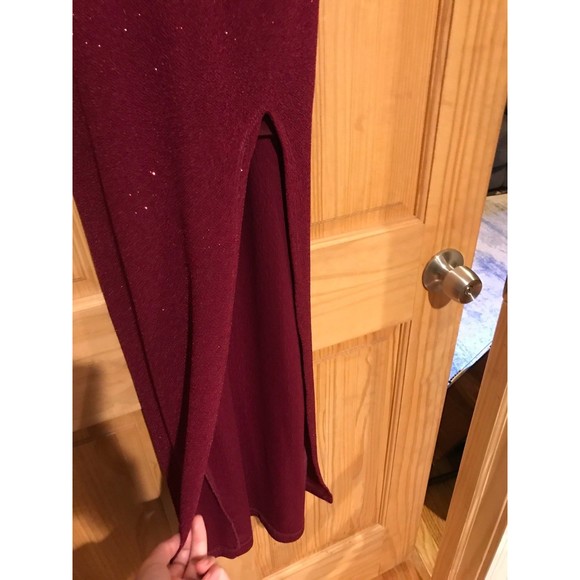 David’s bridal red formal slit dress - Picture 4 of 7